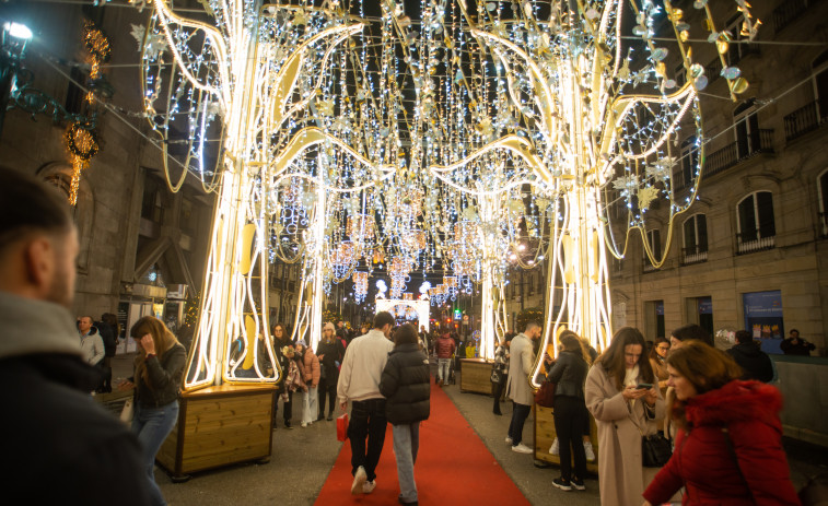 Vigo adelanta el apagado de sus luces de Navidad, que se llevará a cabo este domingo para ahorrar energía