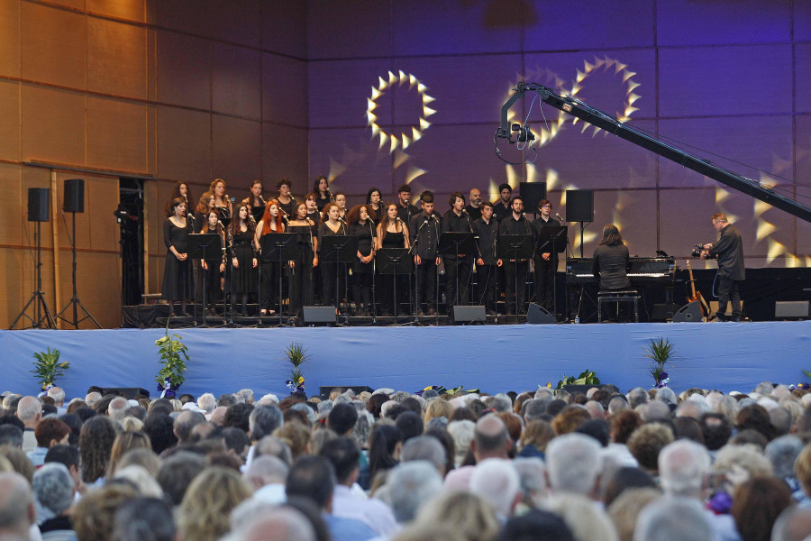 La Orquesta Infantil de la Sinfónica de Galicia ofrece un concierto de Reyes en el Colón