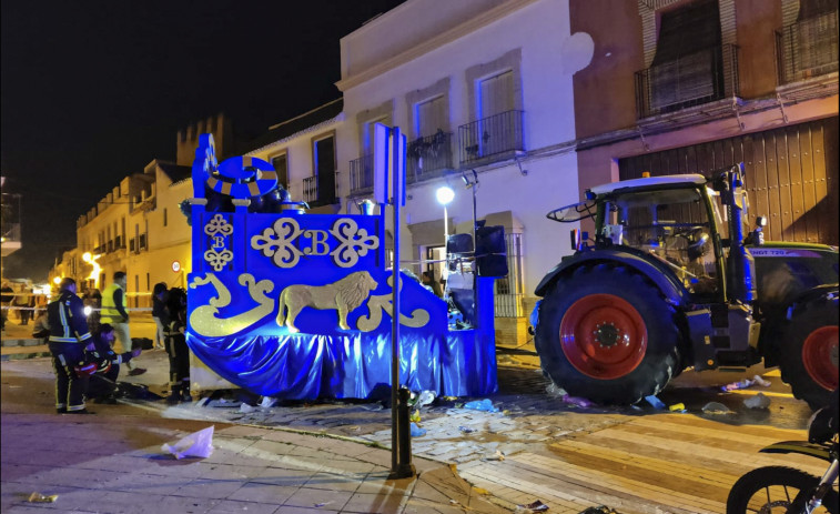 Un muerto, un menor grave y otros cuatro heridos en una cabalgata de Sevilla