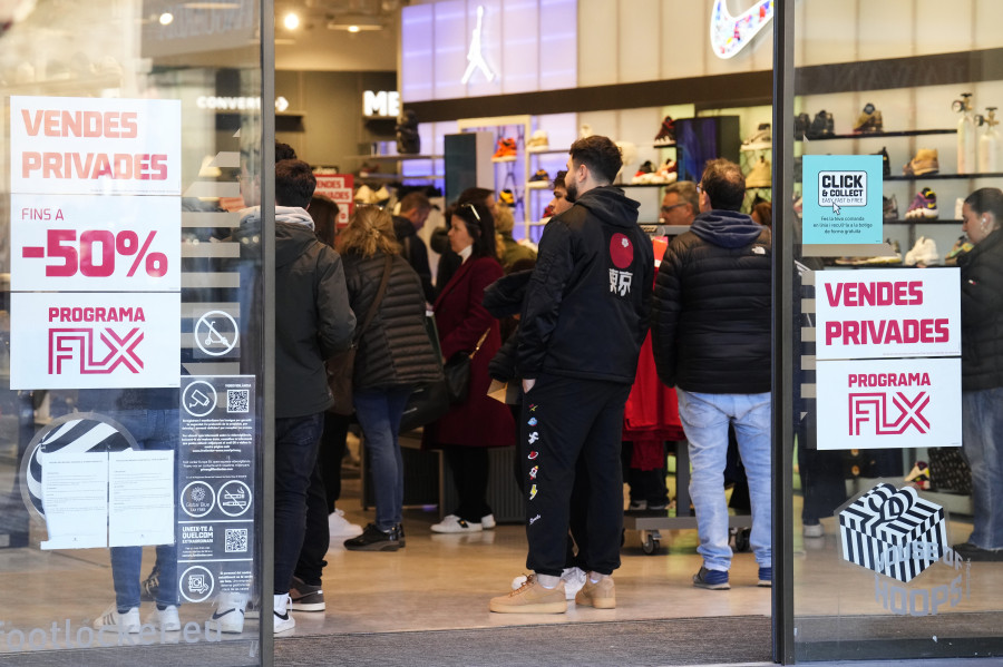 El adelanto de las rebajas resta empuje a los descuentos en Galicia