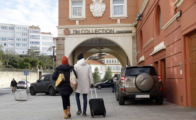 Menos reservas y turistas extranjeros en una Semana Santa de baja ocupación hotelera en A Coruña