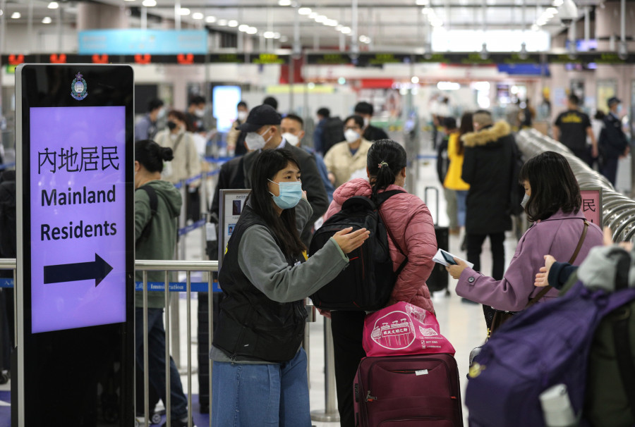 China reabre sus fronteras tras casi tres años de estricta política de covid cero