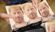 La biografía del príncipe Enrique ya está en las librerías británicas
