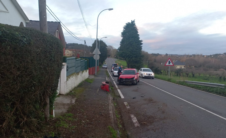 La Policía Local de Cambre sanciona con 1.000 euros a un conductor que dio positivo en droga