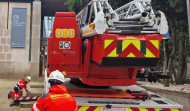 Canalones y planchas desprendidas en A Coruña por el fuerte viento