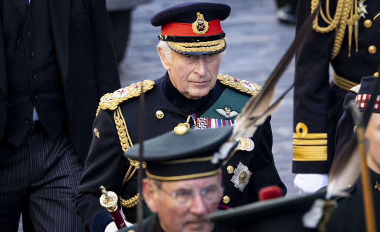 Carlos III cede al Estado parte de los ingresos que le corresponderían