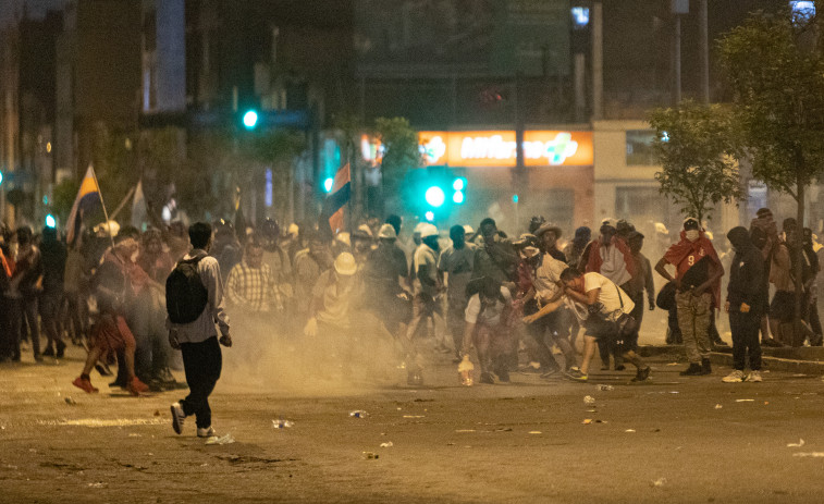 Suben a 60 los muertos en protestas en Perú, tras una nueva víctima en Puno