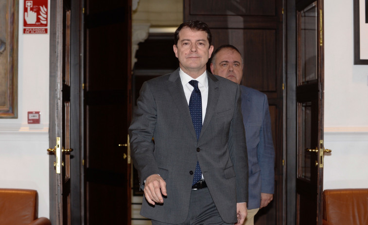 Mañueco ratifica a Gallardo y descarta adelantar elecciones al 28-M