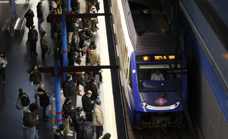 El Gobierno da 9 días a las comunidades para aplicar el descuento del 50% en el transporte