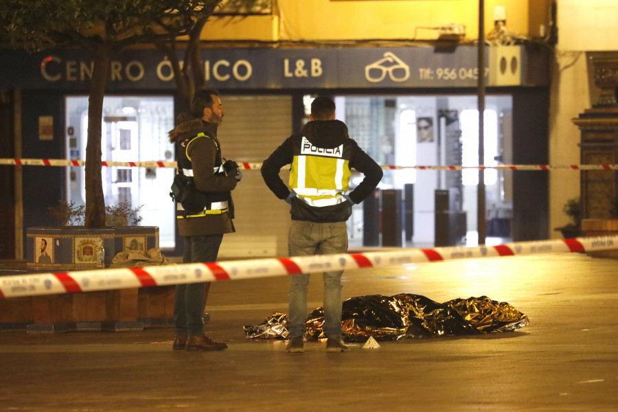 Muere un sacristán en posible ataque yihadista a tres iglesias en Algeciras