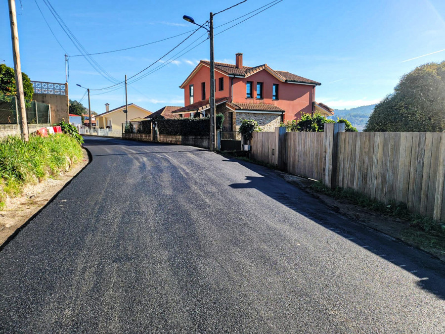 Culleredo finaliza las obras de pavimentación y drenaje en el núcleo de As Nabeiras, en Sésamo