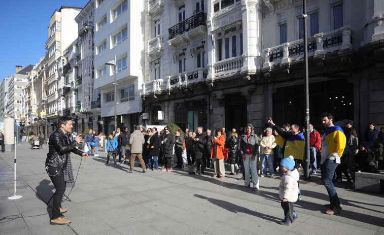 The Muppets Rock Covers llenó de música la plaza de Lugo a favor de Aga-Ucraína