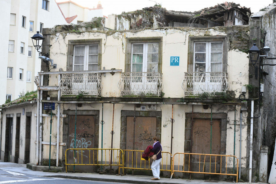 Betanzos sopesa aplicar un sistema de venta forzosa para las viviendas en situación ruinosa