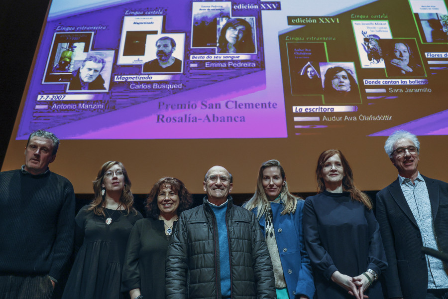 Román Rodríguez pone en valor los premios San Clemente Rosalía-Abanca por "fomentar el hábito lector entre estudiantes"