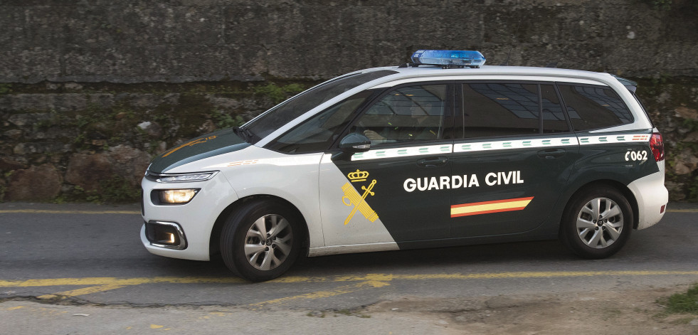 La Policía de Cambre y la Guardia Civil interceptan a tres individuos por hurtar artículos de más de 1.000 euros