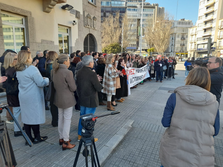 Cerca de cien personas protestan en A Coruña por la ley de solo sí es sí