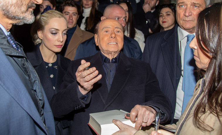 Berlusconi, apoyo del Gobierno italiano, culpa a Zelenski de la invasión de Ucrania por Rusia