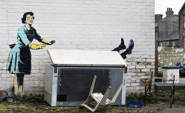 Banksy desvela un mural contra la violencia de género en Inglaterra