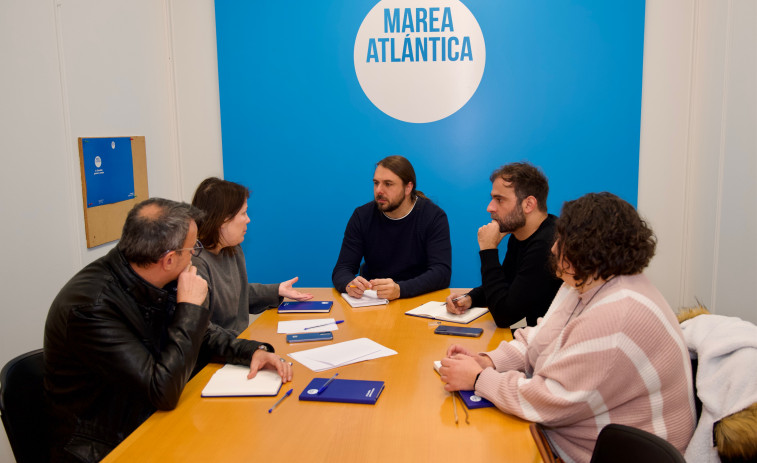 La Marea Atlántica denuncia que los trabajadores de las bibliotecas siguen sin cobrar