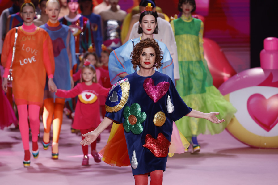 Agatha Ruiz de la Prada y Andres Sarda, diseños que nunca pasan de moda