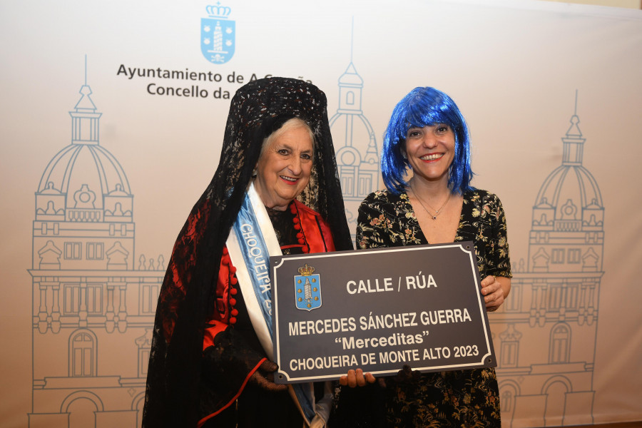 Merceditas ya tiene su placa de Choqueira del año en A Coruña