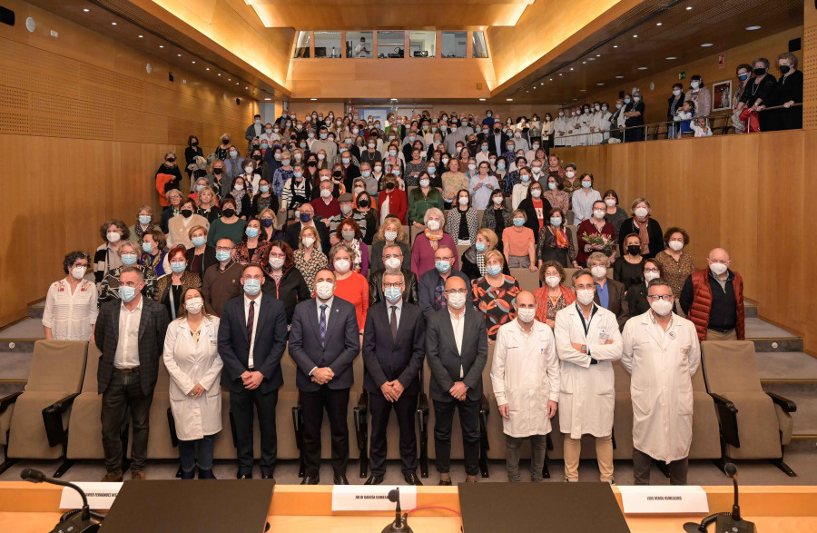 La Xunta homenajea a los 260 del área sanitaria de A Coruña y Cee que se jubilan este año
