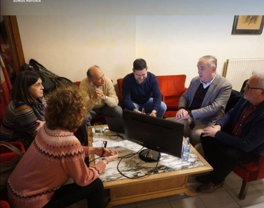Los vecinos del Orzán plantean a los partidos que el ocio nocturno sea solo en los muelles