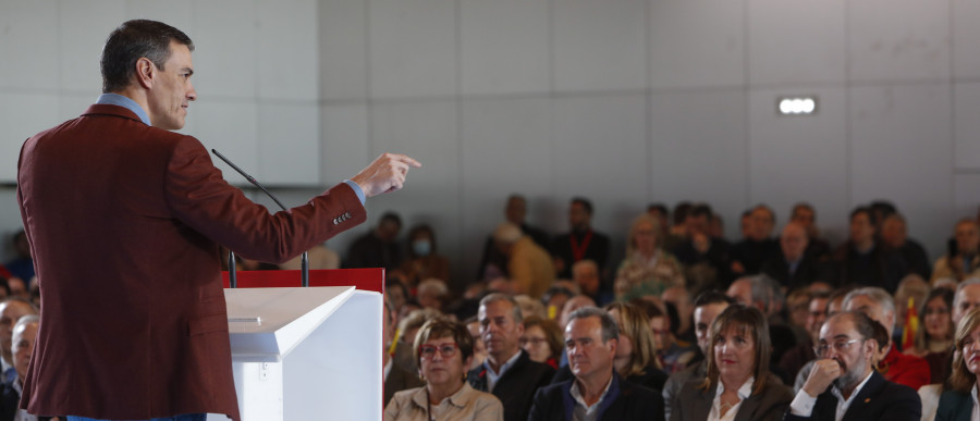 Sánchez anuncia que el Gobierno aprobará 2.520 millones para becar a un millón de estudiantes
