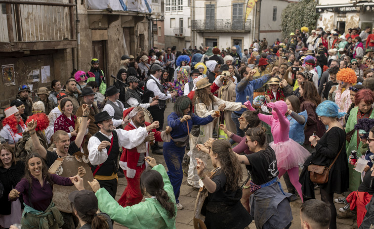 Laza, el carnaval donde vuelvan los trapos sucios y las hormigas rabiosas