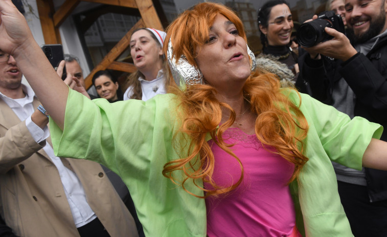 Inés Rey conquista el Martes de Carnaval vestida de Shakira despechada