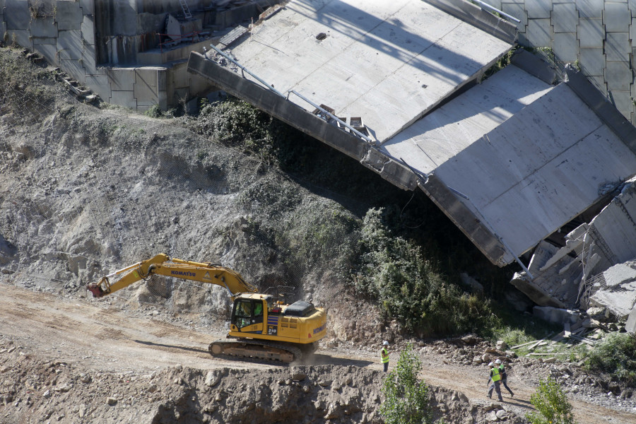 Ethel Vázquez señala que la “reconstrucción del viaducto de la A-6 será a muy largo plazo