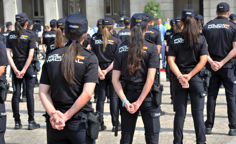 La plantilla de la Policía Nacional en A Coruña se reducirá este año