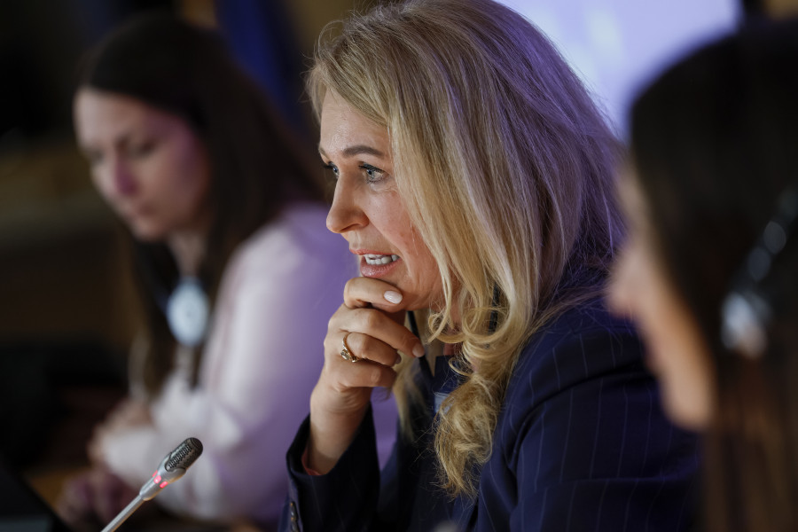 Europa detecta retraso en los sistemas de control de los fondos  y reclama mejorar  su transparencia