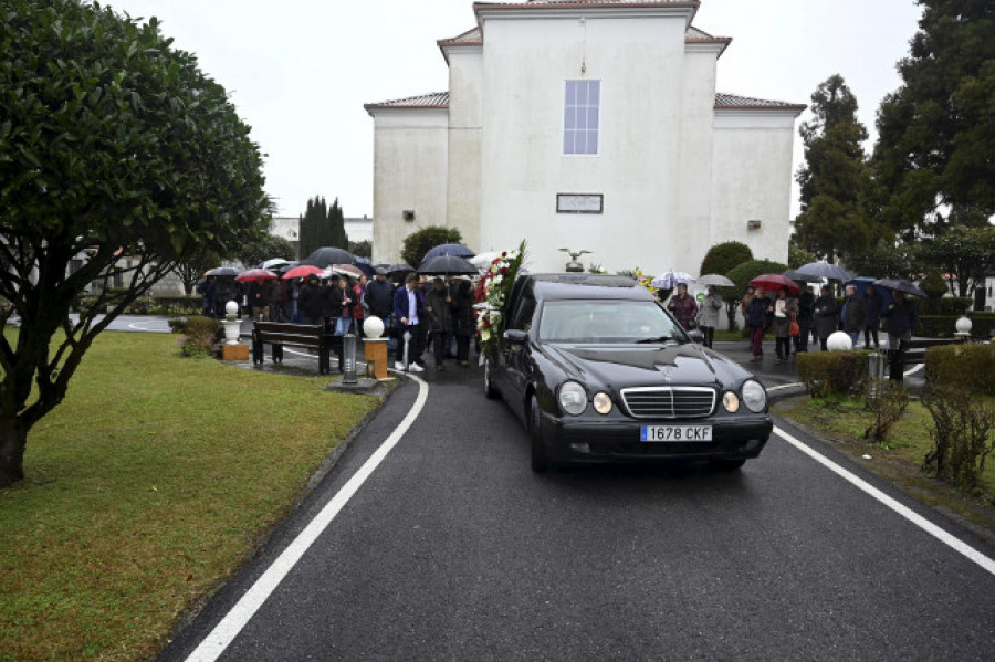 O adeus a Rafael Pillado, unha homenaxe á xeración que deitou a ditadura