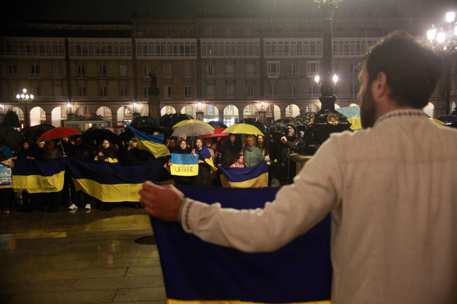 Cientos de personas se unen para clamar contra el “año más largo” de la vida de los ucranianos