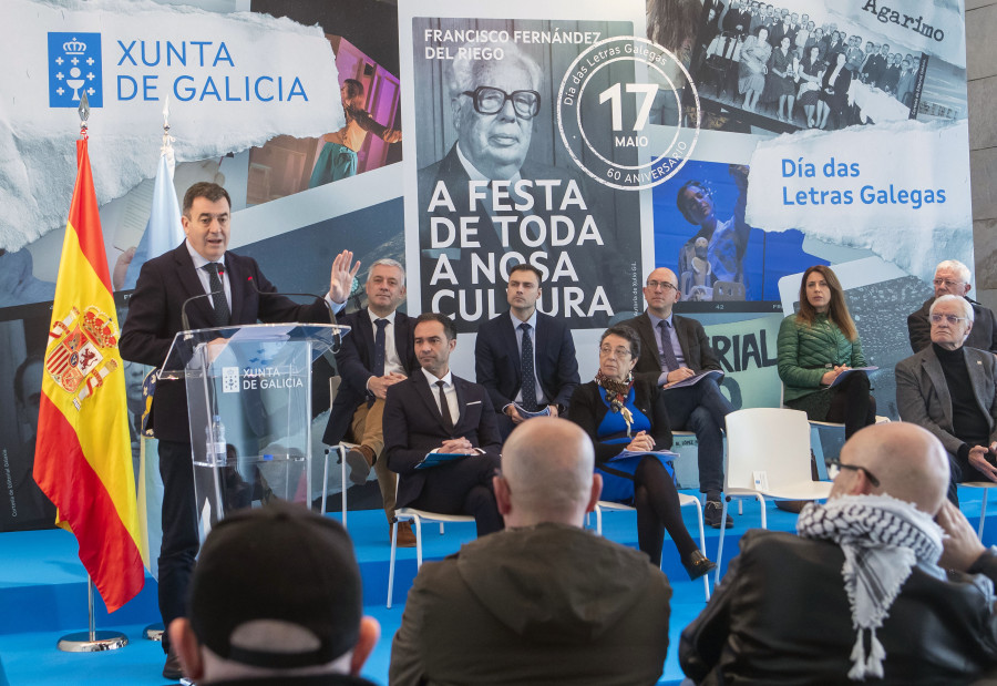 Más de un centenar de actos homenajean a Fernández del Riego en las Letras Gallegas