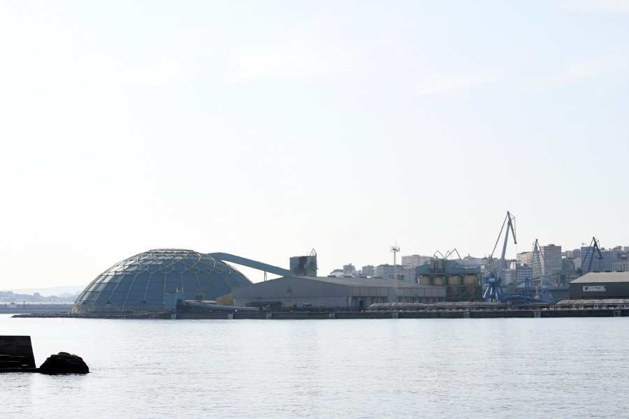 La Marea Atlántica critica que se empiece a desmontar la Medusa de A Coruña "por decreto"