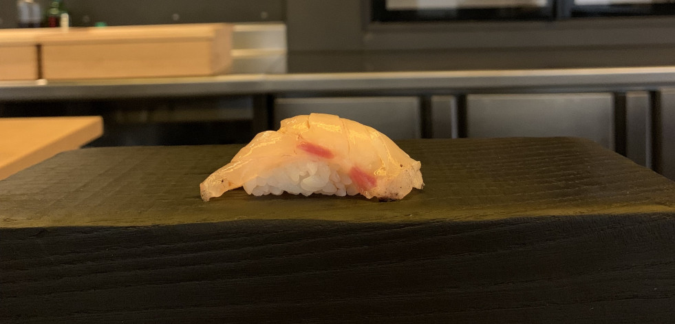 La primera barra de sushi coruñesa, Omakase, consigue un Sol en la Guía Repsol