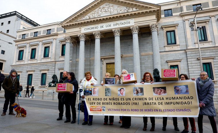 PSOE y Unidas Podemos acuerdan desbloquear la ley de bebés robados