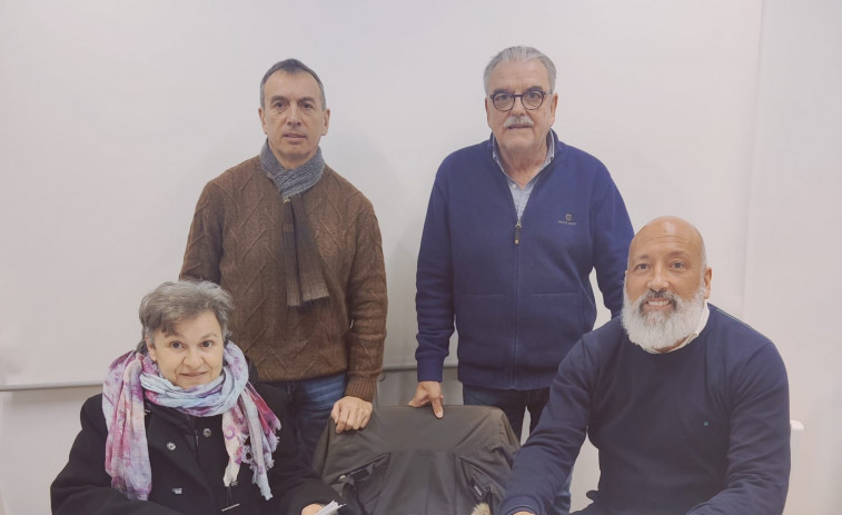 Los vecinos de la Ciudad Vieja de A Coruña proponen engalanar los balcones