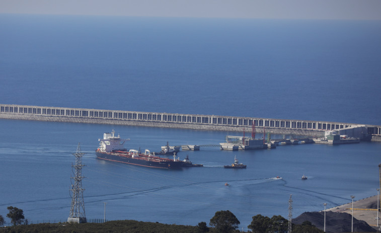 El Puerto de A Coruña cierra febrero con una subida del 29% en los tráficos