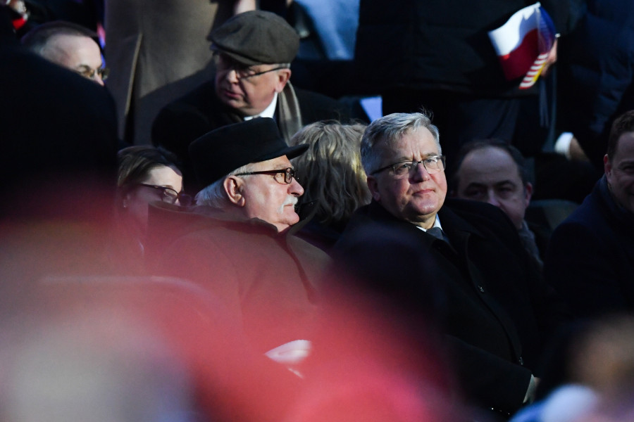 Desaparece el partido de Lech Walesa por no presentar sus datos fiscales