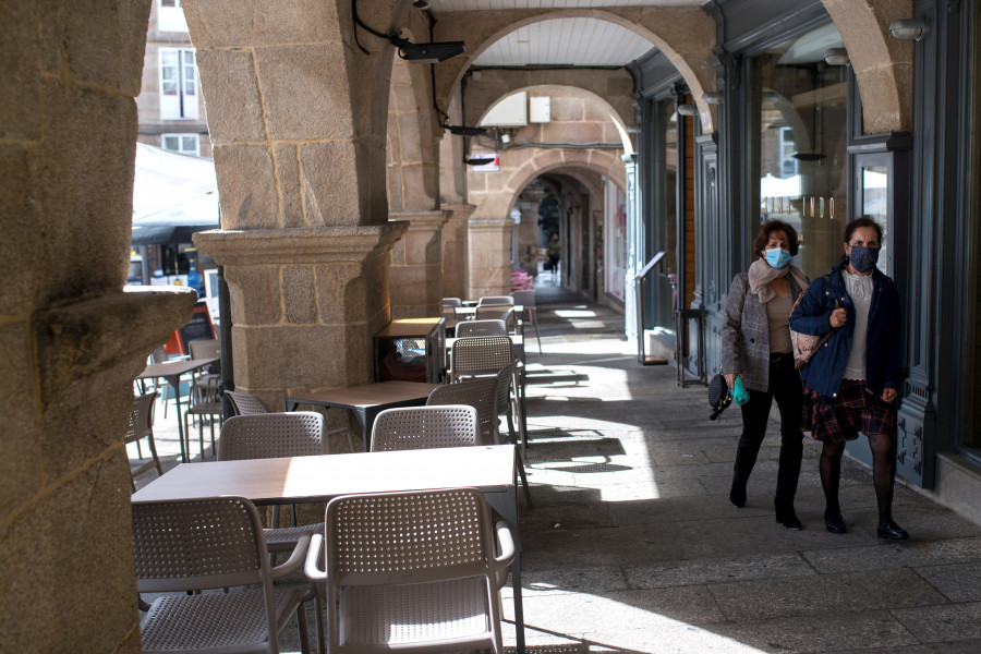 Un hombre intenta matar a su pareja en Ourense y después se tira por una ventana