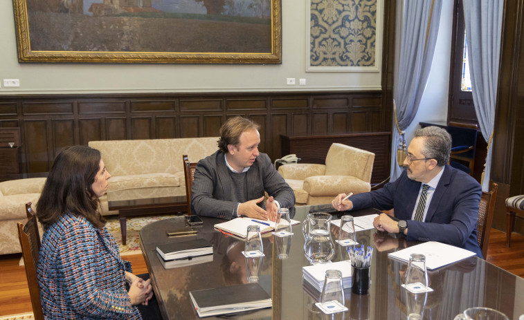 Los hoteleros estiman necesario el cierre de dos de cada tres pisos turísticos en A Coruña