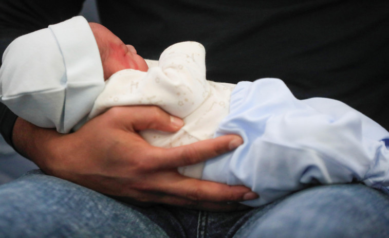 Los nacimientos en Galicia cayeron un 7,1% en enero, hasta 1.151 bebés