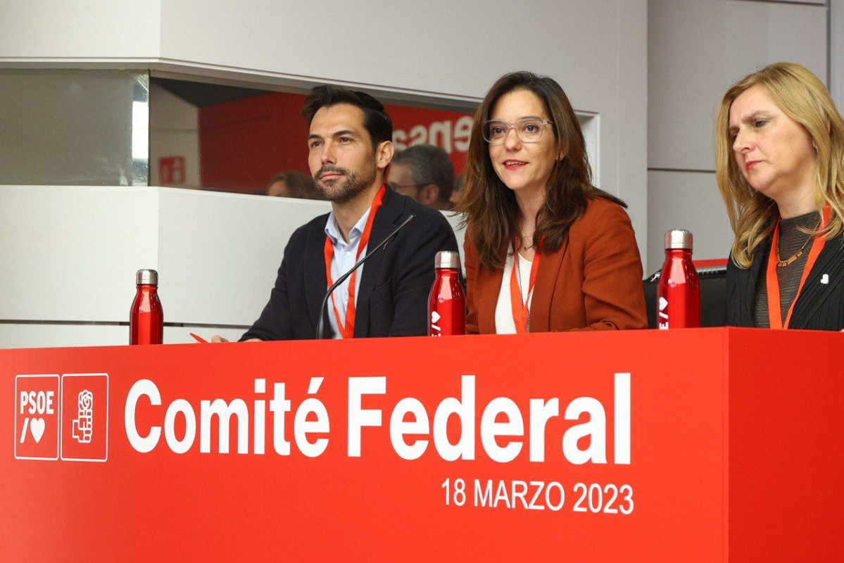 Ines Rey preside el comite federal del psoe