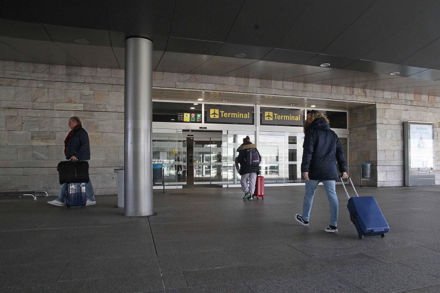 Los tres aeropuertos gallegos tuvieron casi 6 millones de pasajeros en 2023