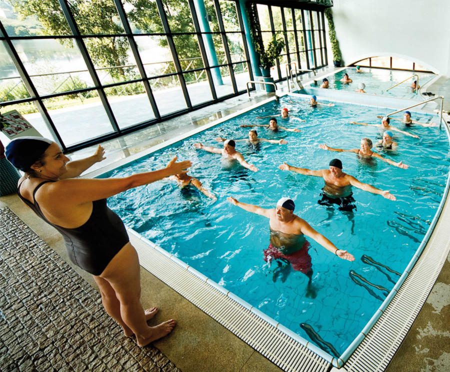 El Balneario de Laias trata la insuficiencia venosa crónica que padecen el 77% de las mujeres de 70 años