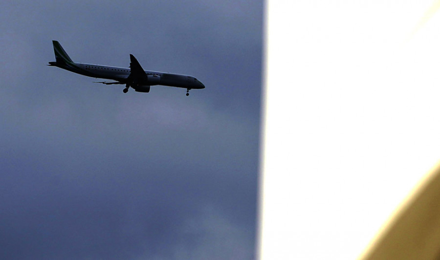Se estrella avión de transporte militar con quince personas a bordo en el centro de Rusia