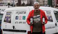 Laureano Oubiña | “Cobro 480 euros de pensión y tengo que pagar casa, luz y  agua; el vino me ayuda a sobrevivir”